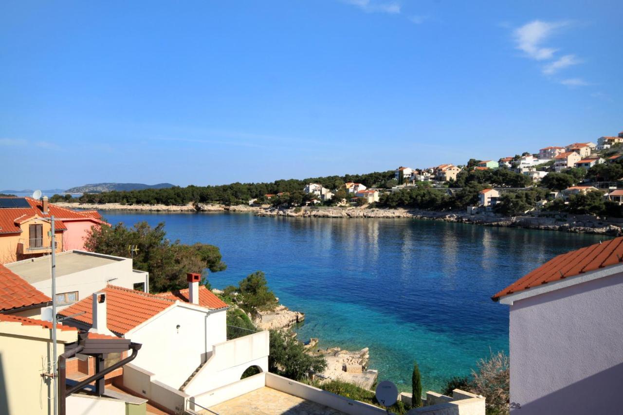Apartments By The Sea Bilo, Primosten - 4191 Bagian luar foto