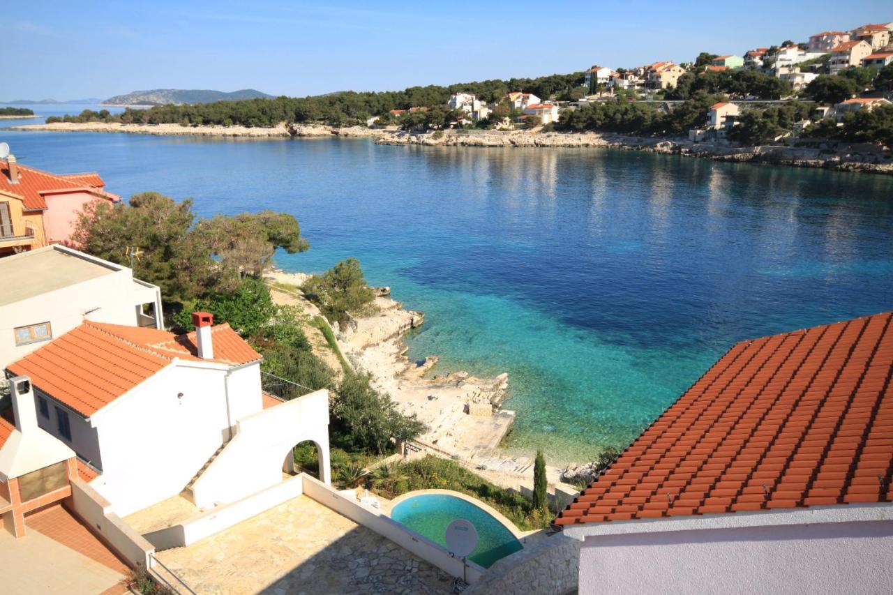 Apartments By The Sea Bilo, Primosten - 4191 Bagian luar foto