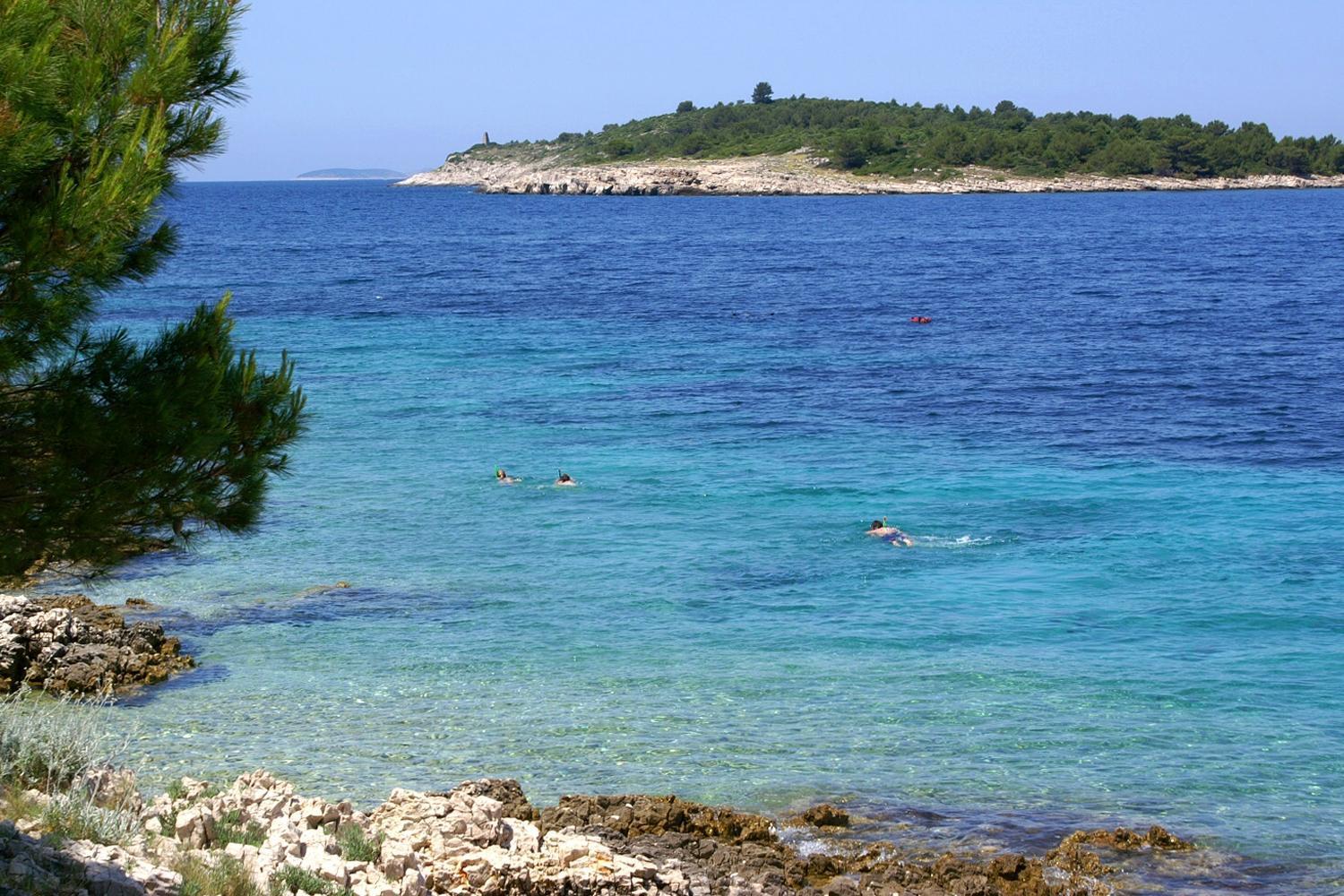 Apartments By The Sea Bilo, Primosten - 4191 Bagian luar foto